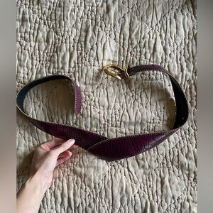 VTG Purple Faux Leather Waist Belt